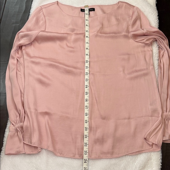 NWT Banana Republic Pink Satin Long Sleeve Top Size S - Picture 12 of 12